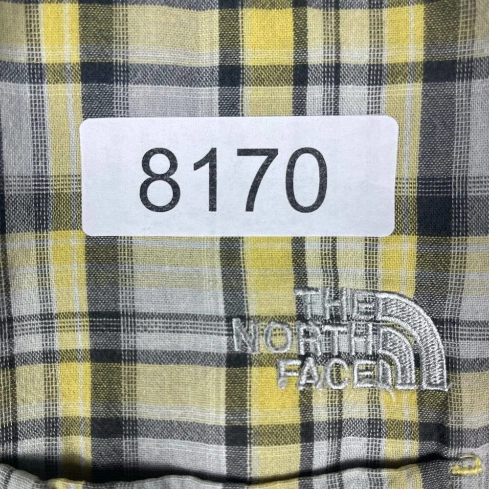 The North Face‎ Mens XL Button Up Short Sleeve Shirt Pockets Relaxed Fit Plaid